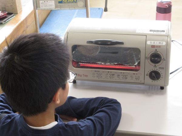 4月26日(土) あつまれ!放課後子どもクラブ「プラバン工作」を開催しました。