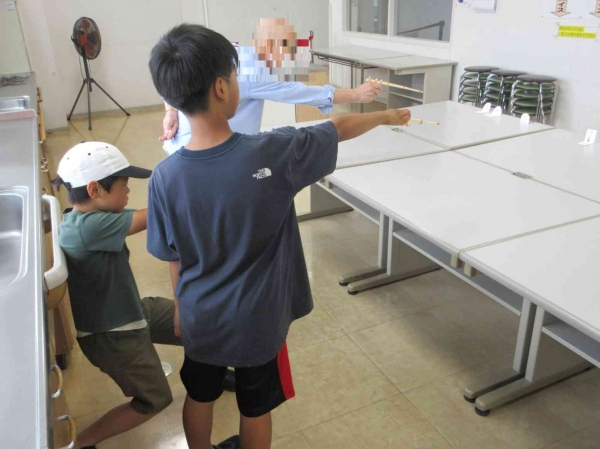 6月15日(日) あつまれ!放課後子どもクラブ「わりばしてっぽう」を開催しました。